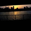 «شروق على البحيرة»