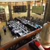 انقطاع الكهرباء والأحداث الأمنية تخيّم على آفاق البورصة المصرية - وكالات