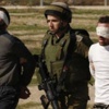 القوات الإسرائيلية تعتقل عددا من الفلسطينيين بالضفة