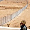 جدار عازل لضبط الحدود بين السعودية واليمن