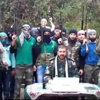سوريا : قائد كتيبه عمر الفاروق في فيديو “آكل القلوب والأكباد”