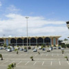 السلطات اليمنية تعيد فتح مطار عدن
