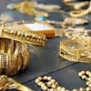 سيدة تتهم زوجها بسرقة مصوغاتها