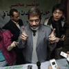 مرسي يُعلن دعمه للسوريين والفلسطينيين .. ويشيد بالمجلس العسكري