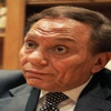 عادل إمام يغادر إلى أربيل لتكريمه بالعراق