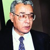 الرجل صاحب البدلة البيضاء الشركسكين