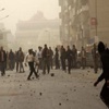 مصر: إشتعال حرب الحجارة بين متظاهرين والإخوان
