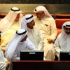 انخفاض مؤشرات البورصة الثلاثة عند الساعة 11 صباحا
