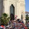 المئات يحتشدون بالقائد إبراهيم المئات يحتشدون بالقائد إبراهيم
