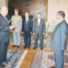 مرسي يستعيد صلاحيات الرئاسة كاملة... وأكثر: إقالة المشير وعنان وإلغاء الإعلان الدستوري المكمل