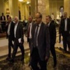وفد صهيوني يصل القاهرة لبحث فرص استئناف مفاوضات التهدئة