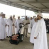 توزيع حراثات على مزارعي الرستاق والعوابي