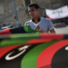 محتجون على الانتخابات الليبية يحرقون أوراق اقتراع ببنغازي