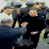 بالفيديو.. الأمن يعتدي بالضرب على أفراد شرطة متظاهرين أمام وزارة الداخلية