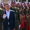 ملك الأردن لأهالي المفرق: دفعتم الثمن في استقبال اللاجئين السوريين.. وجيشنا قادر على حماية حدودنا الشمالية ملك الأردن لأهالي المفرق: دفعتم الثمن في استقبال اللاجئين السوريين.. وجيشنا قادر على حماية حدودنا الشمالية