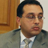 وزير الإسكان لدى تفقده مشروع الصرف الصحي بعين شمس: ''الناس كرهتنا ولابد من تسليمه سريعا''