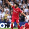 زميل محمد صلاح يتغنى به عبر انستجرام: «مو الملك» (صورة)