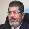 أسرة الرئيس المصري المعزول تتهم الجيش باختطافه وتطالب بإطلاق سراحه
