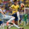 البرازيل تنهي العقدة الفرنسية بثلاثية