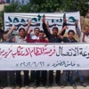 عشرات الاف السوريين تظاهروا في يوم جمعة دموي جديد ومليون ونصف بحاجة لمساعدات