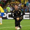 كورتوا حارس بلجيكا لا يستبعد الانتقال إلى ريال مدريد كورتوا حارس بلجيكا لا يستبعد الانتقال إلى ريال مدريد