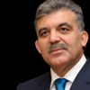الرئيس التركي ينقذ مواطناً من تحت أنقاض خلّفها زلزال