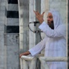 «حسان» يطالب بعدم قطع الطرق.. ويحذر من «الفضائيات»