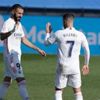 بنزيمة يقود ريال مدريد لهزيمة هويسكا في الدوري الإسباني بنزيمة يقود ريال مدريد لهزيمة هويسكا في الدوري الإسباني