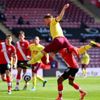 ساوثامبتون يعوض تأخره ويهزم بيرنلي 3-2 بدوري انجلترا ساوثامبتون يعوض تأخره ويهزم بيرنلي 3-2 بدوري انجلترا