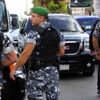 شرطة البرلمان اللبناني تطلق قنابل مسيلة للدموع على المتظاهرين في بيروت