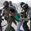 الاحتلال الإسرائيلي يعتقل 12 فلسطينيا في الضفة الغربية الاحتلال الإسرائيلي يعتقل 12 فلسطينيا في الضفة الغربية
