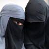 هولاند وساركوزي يصعدان إلى الدور الثاني لانتخابات الرئاسة الفرنسية