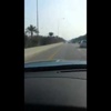 “فيديو” سعودي يقود سيارته بسرعة جنونية ويقفز منها بعد اشتعالها
