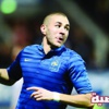 بنزيمة يقف على طريق المجد
