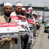 بالصور.. وقفة لدعاة أمام «المشيخة» ضد «صمت الأزهر على دعوة السيسي لحرب أهلية»