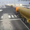 سائق يدخل موسوعة جينيس بـ"ركن" سيارته.. فيديو