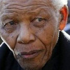 حالة نيلسون مانديلا الزعيم الأفريقي أصبحت حرجة