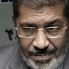 مرسي يرفض تشكيل حكومة موسعة ويتعهد بتعديل الدستور