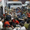 مجند يقتحم طابور السولار ويعتدى على ضابط شرطة