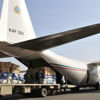 الإمارات ترسل 960 طنا من المواد الغذائية والطبية العاجلة إلى غزة