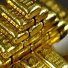 الذهب يتراجع عالميا من أعلى مستوى في 7 سنوات