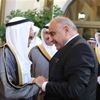 رئيس الوزراء العراقي يصل الكويت رئيس الوزراء العراقي يصل الكويت