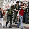 الاحتلال يعتقل 900 طفل فلسطيني سنويًا