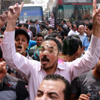 أهالى العباسية يحطمون كاميرات بمحيط الكاتدرائية أهالى العباسية يحطمون كاميرات بمحيط الكاتدرائية