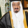 بدء توافد السعوديون على قصر الحكم لمبايعة الملك وولي العهد