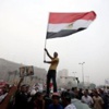 المجلس العسكري يعزز صلاحياته، والاخوان المسلمون يعلنون فوز مرشحهم برئاسة مصر