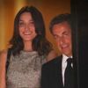 مجلة "باري ماتش" تنفي إجراء "تعديل" على صورة لساركوزي ليبدو أطول من زوجته