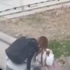 شاهد.. مسافرة من ألمانيا إلى الصين تقفز من حافلة هربا من الحجر الصحي