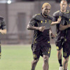 فيما تبذل الإدارة محاولات لتسديد مستحقات ( تكر والمنتشري ) مدرب الاتحاد في ( حيرة ) قبل مواجهة الشباب بسبب الأجانب الأربعة
