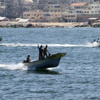 الزوارق الحربية الإسرائيلية تستهدف قوارب الصيادين الفلسطينيين في غزة الزوارق الحربية الإسرائيلية تستهدف قوارب الصيادين الفلسطينيين في غزة